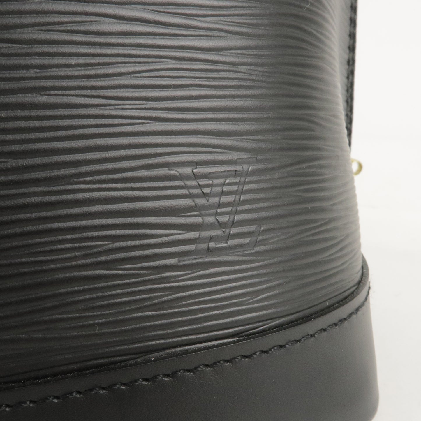 Louis-Vuitton-Epi-Alma-Hand-Bag-Noir-Black-M52142 – dct-ep_vintage