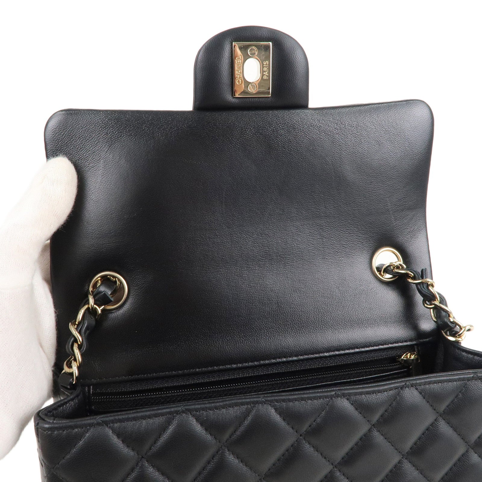 CHANEL-Mini-Matelasse-Lamb-Skin-Chain-Shoulder-Bag-Black-A69900 –  dct-ep_vintage luxury Store