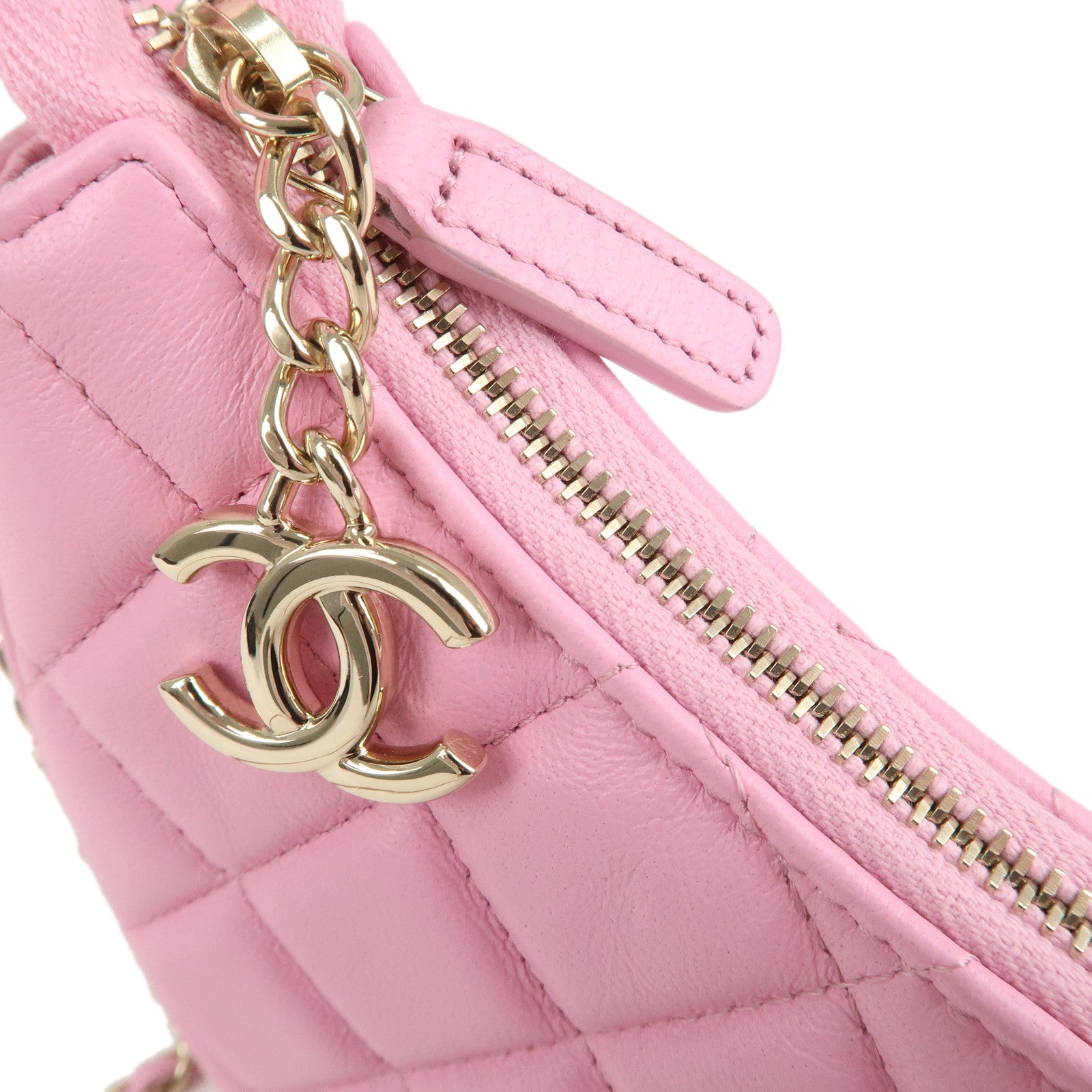 Chanel pink sling discount bag