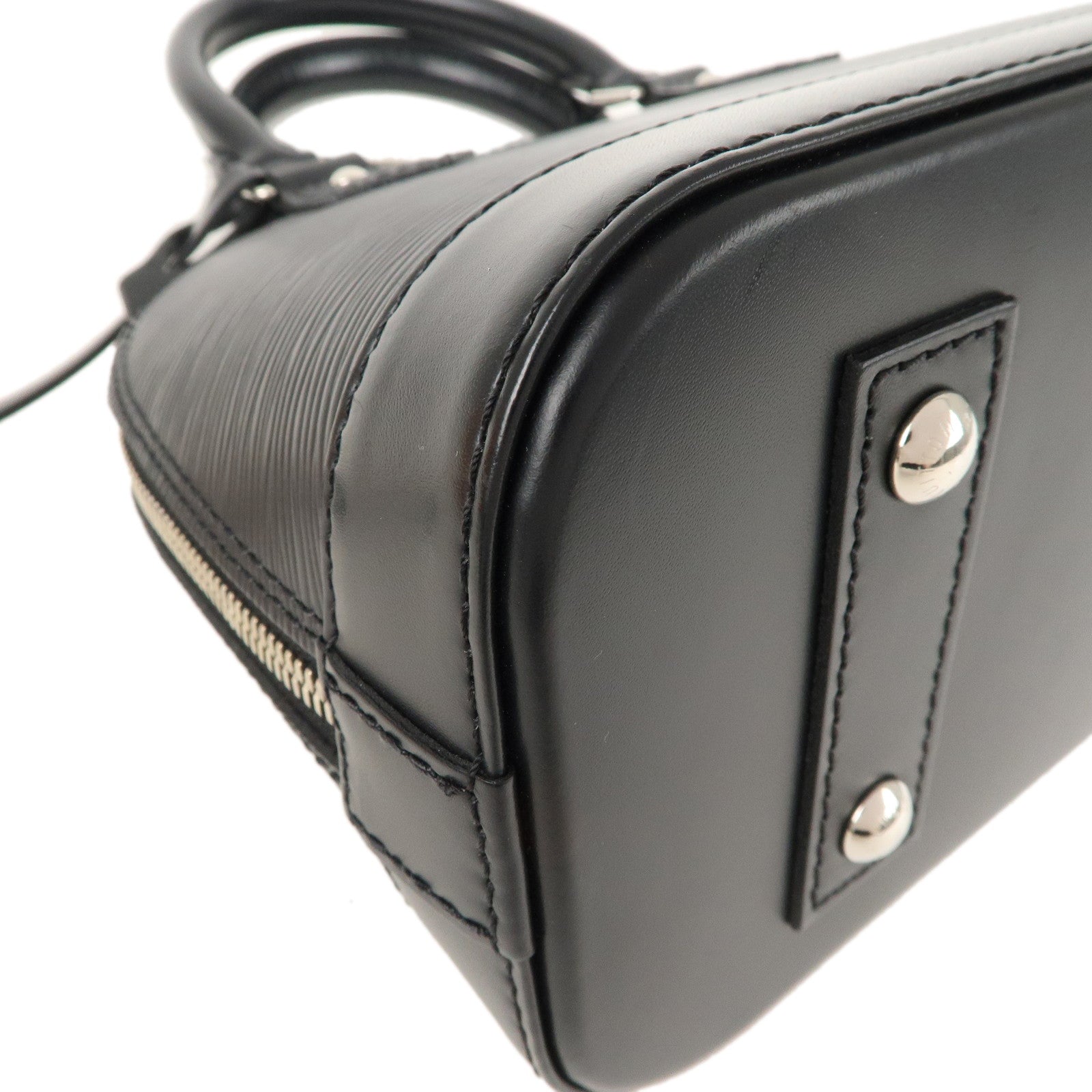 Louis Vuitton Black Epi Leather Speedy 25 Bag w/Shoulder Strap - Yoogi's  Closet