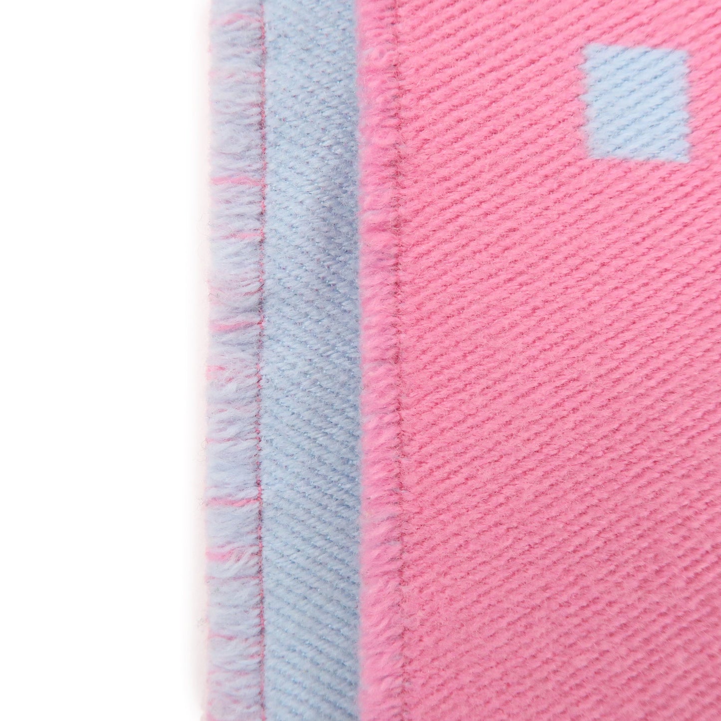 GUCCI GG Monogram Jacquard Wool 91% Silk 9% Scarf Pink Blue 505395