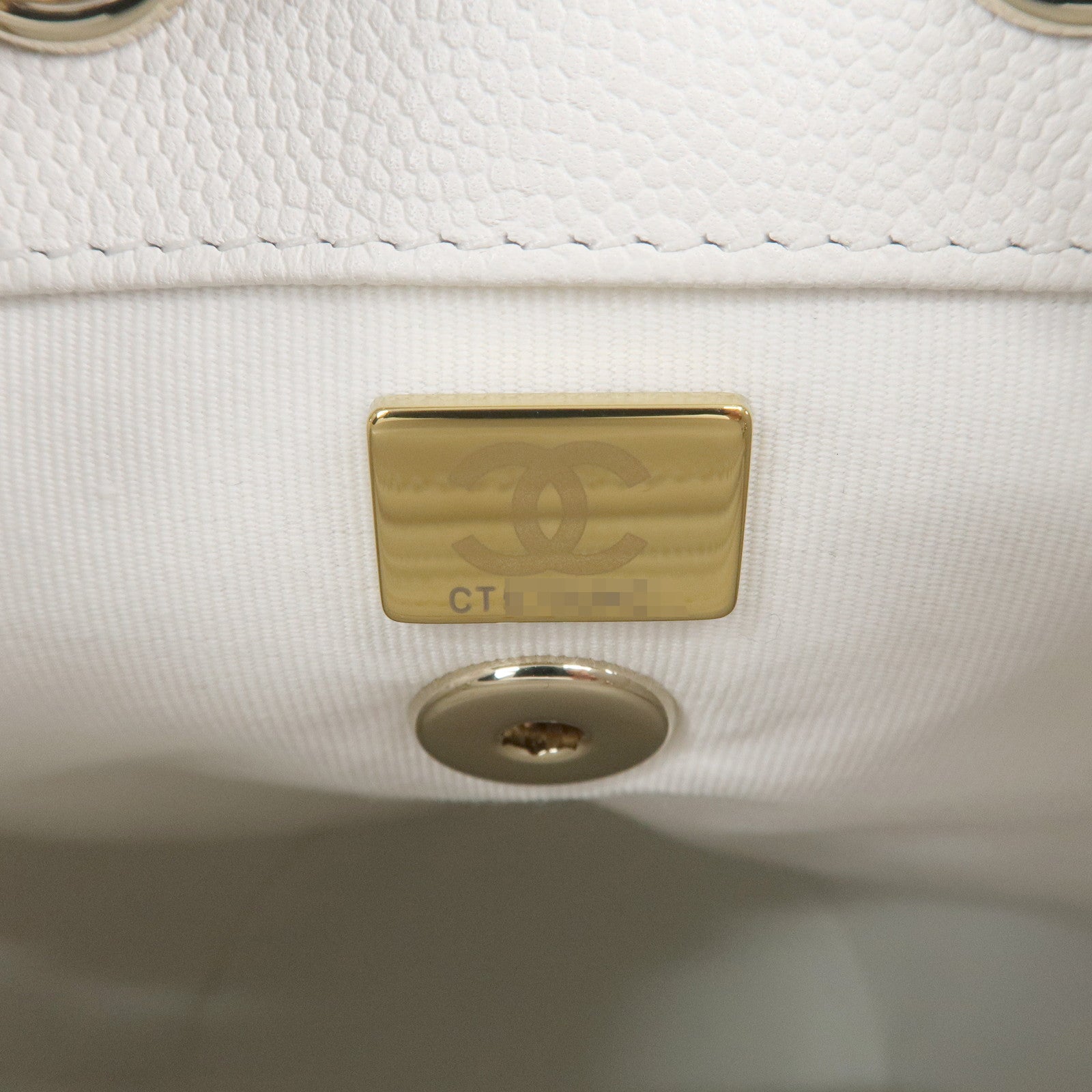 CHANEL Matelasse Caviar Skin Chain Back Pack White AS3290