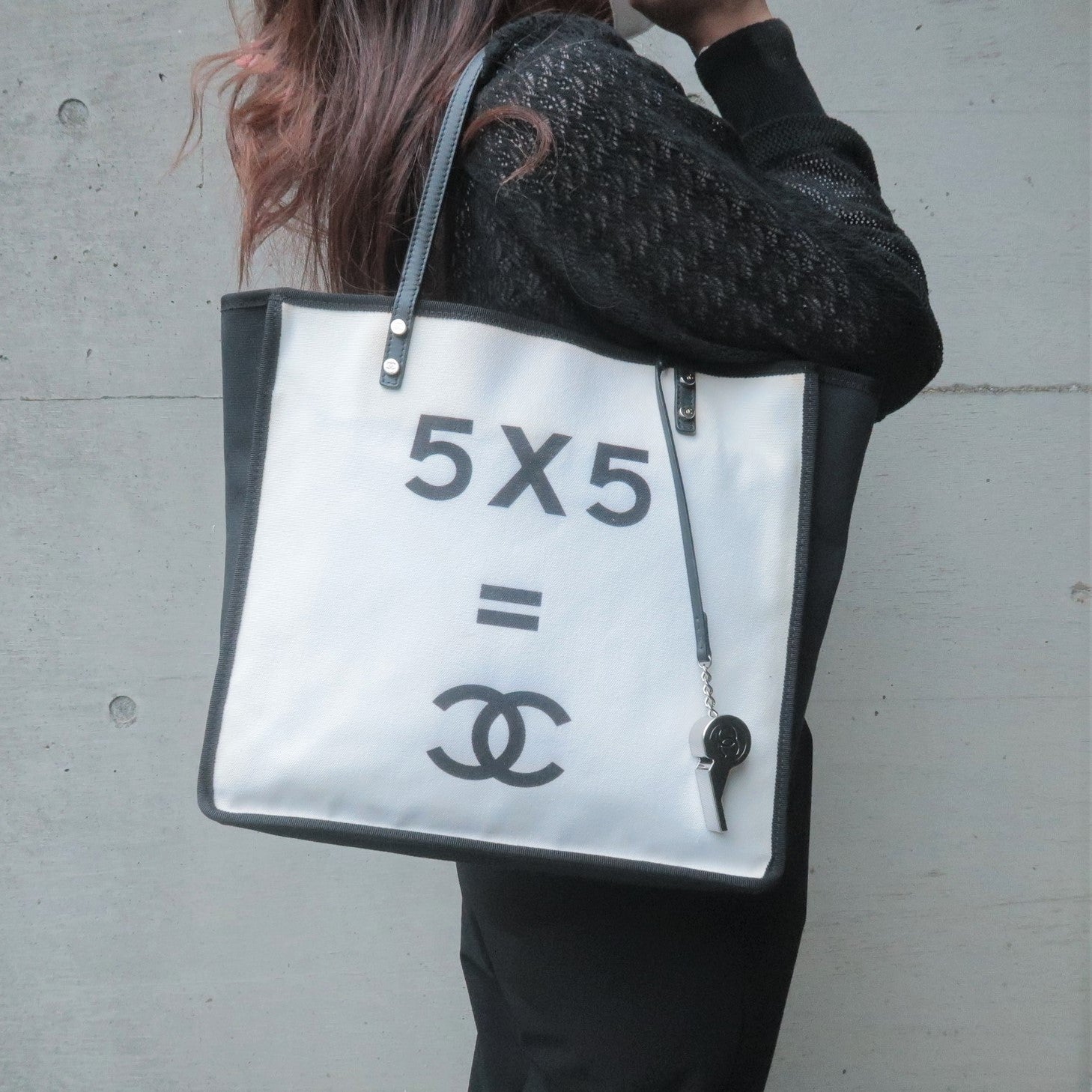Chanel Logo with Glamorous Jewelry and Accessories Leather Tote Bag Hot  2023 Leather Handbag - Binteez
