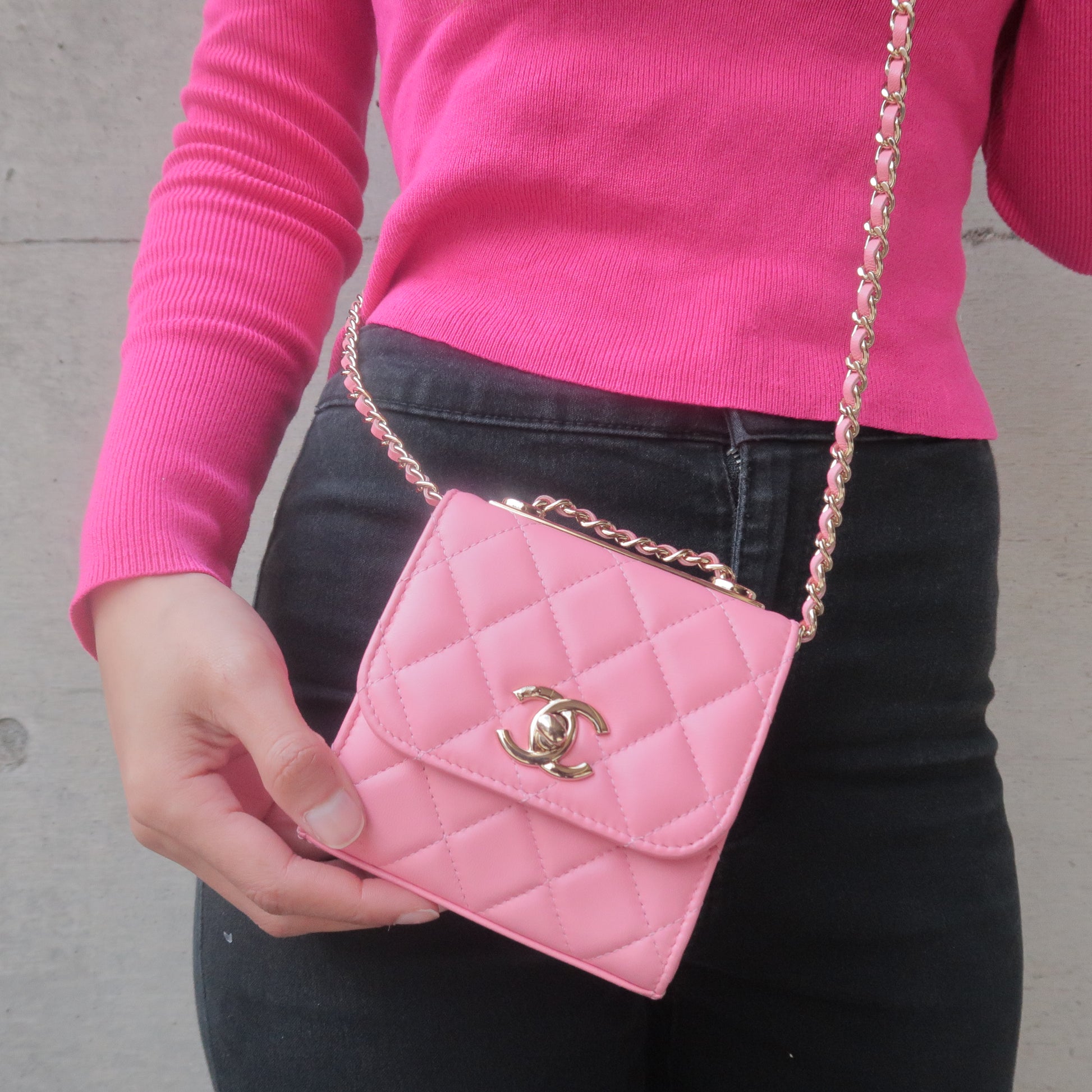CHANEL-Trendy-CC-Mini-Matelasse-Lambskin-Shoulder-Bag-Pink-A81633 –  dct-ep_vintage luxury Store