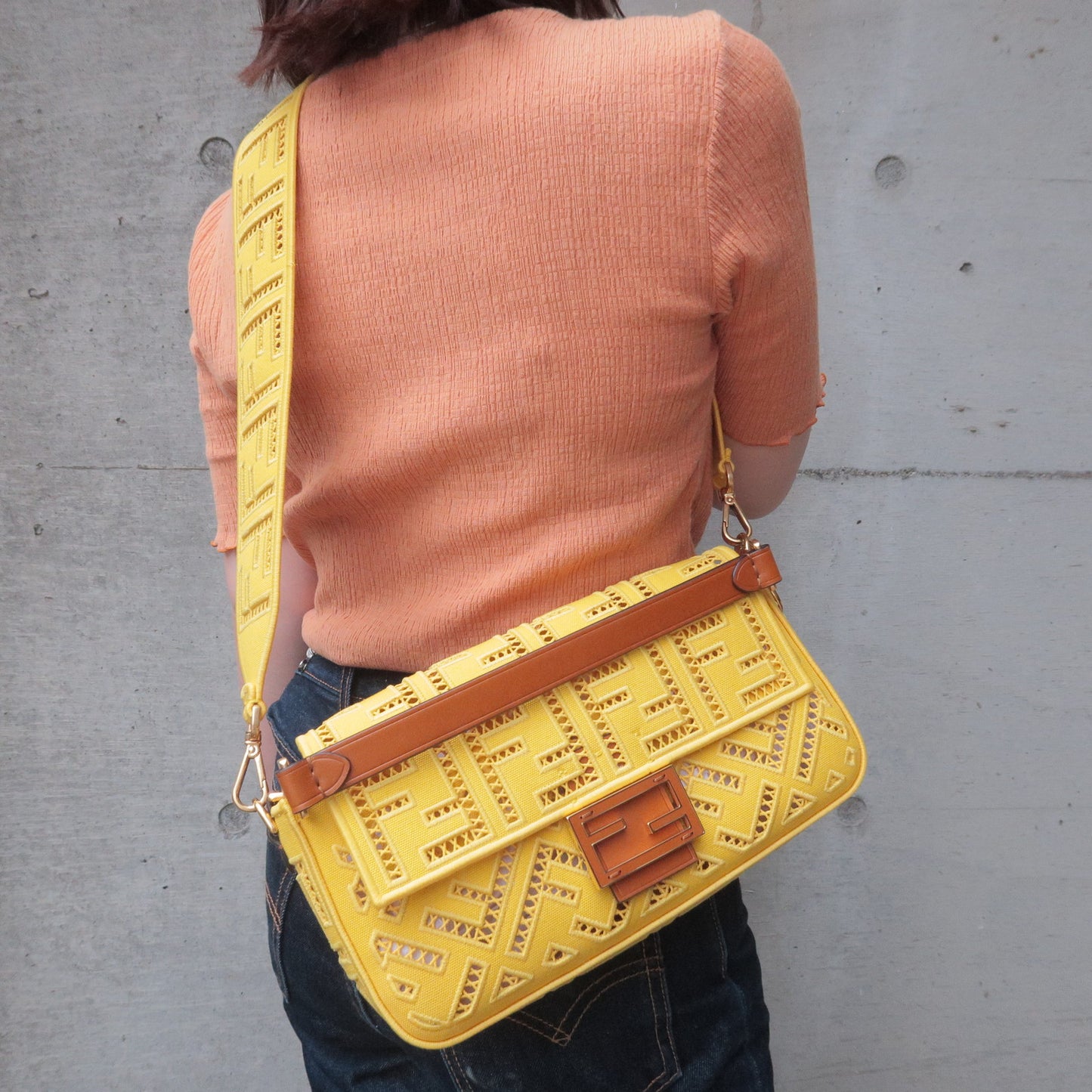 FENDI-Zucca-Canvas-Leather-Mamma-Baguette-Shoulder-Bag-8BR600